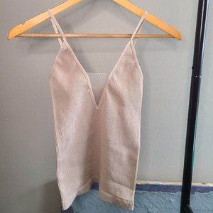 Nude v-neck tank